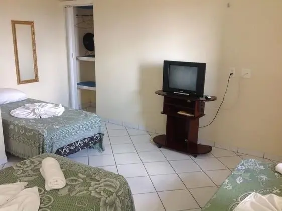 Üç Kişilik Oda