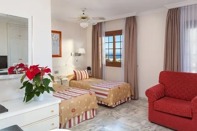 Stüdyo, 2 Tek Kişilik Yatak