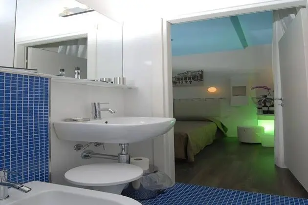 Tek Büyük Yataklı Oda, Balkon