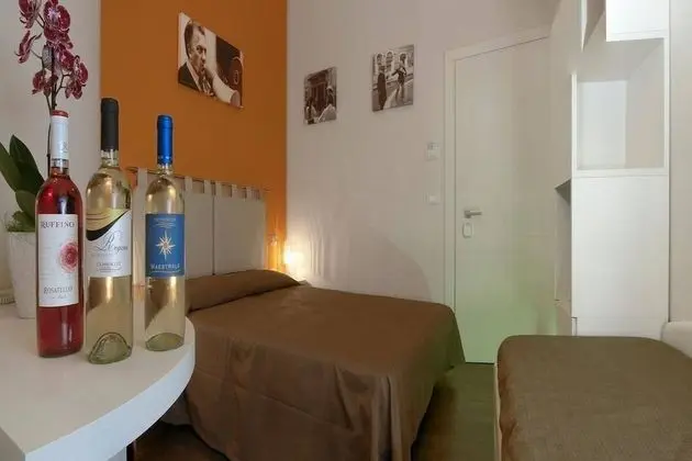 Üç Kişilik Oda, Balkon