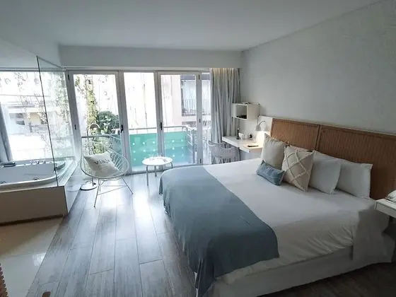 Deluxe Tek Büyük Yataklı Oda