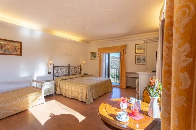 Çift ​​kişilik Standard