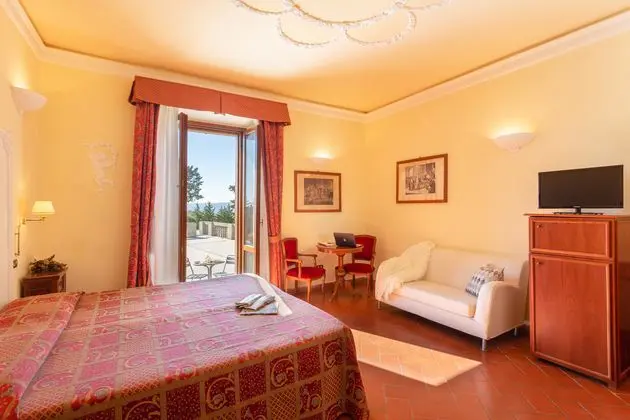 Çift ​​kişilik Superior