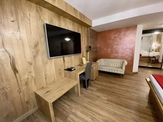 Standard Tek Büyük veya İki Ayrı Yataklı Oda