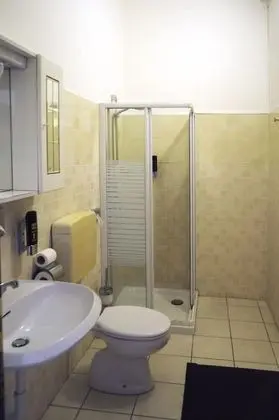 Basic Dört Kişilik Oda, Birden Çok Yatak, Sigara İçilmez