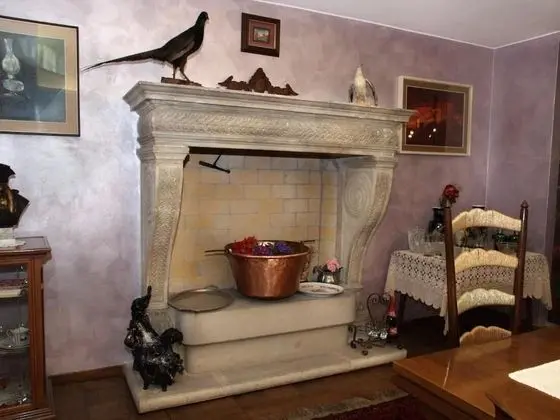 Ev, 6 Yatak Odası, Sigara İçilebilir, Balkon