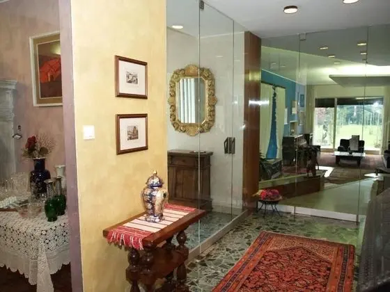 Ev, 6 Yatak Odası, Sigara İçilebilir, Balkon