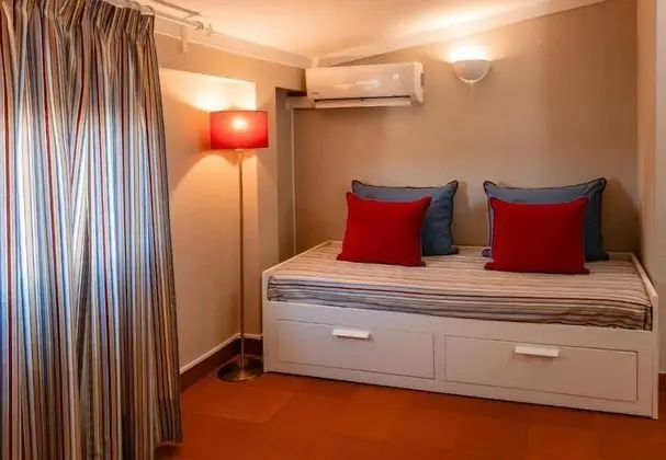 Dört Kişilik Oda