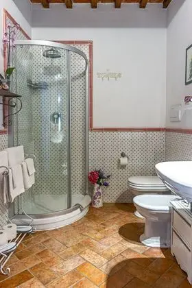 Standard Üç Kişilik Oda, Banyolu/Duşlu, Havuz Manzaralı (Ortensia)