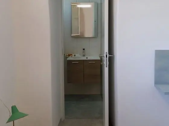 Apart Daire, 1 Yatak Odası, Küçük Mutfak (Verdeca)