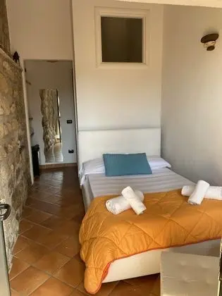 Basic Tek Büyük Yataklı Oda