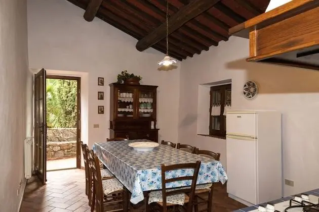 Comfort Apart Daire, 3 Yatak Odası, Balkon, Bahçeli