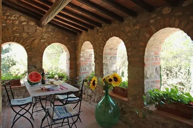 Comfort Apart Daire, 3 Yatak Odası, Balkon, Bahçeli