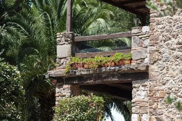 Comfort Apart Daire, 3 Yatak Odası, Balkon, Bahçeli