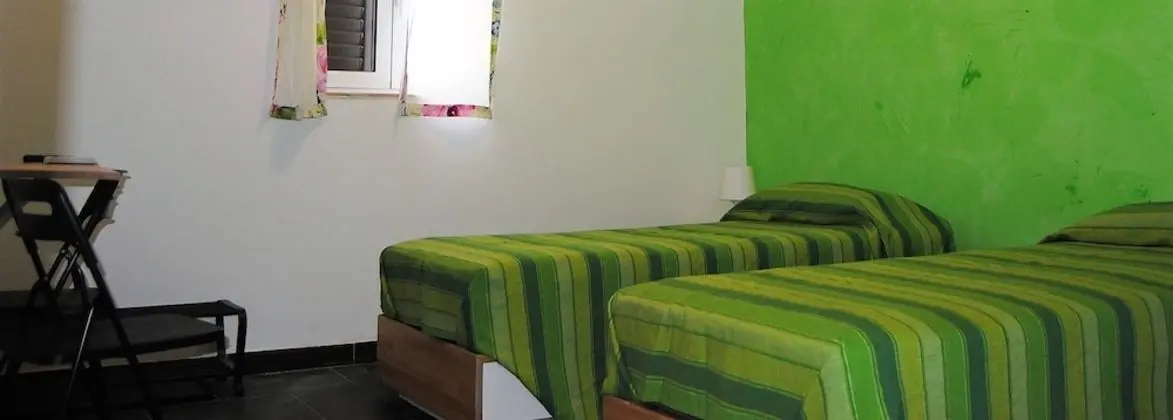 Comfort Tek Büyük veya İki Ayrı Yataklı Oda