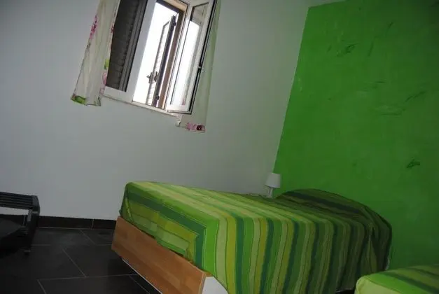 Comfort Tek Büyük veya İki Ayrı Yataklı Oda