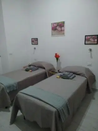 Tek Büyük veya İki Ayrı Yataklı Oda