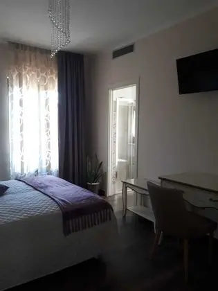 Tek Büyük veya İki Ayrı Yataklı Oda, Balkon (Miseo)