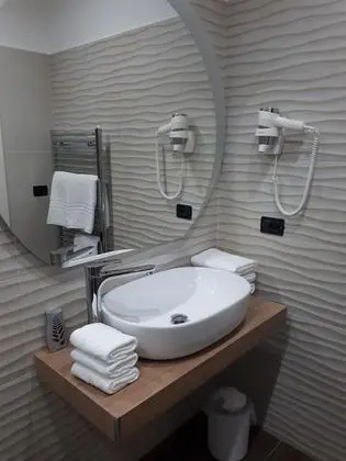 Tek Büyük veya İki Ayrı Yataklı Oda, Balkon (Miseo)