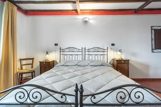 Tek Büyük Yataklı Oda, Özel Banyo, Bahçeli