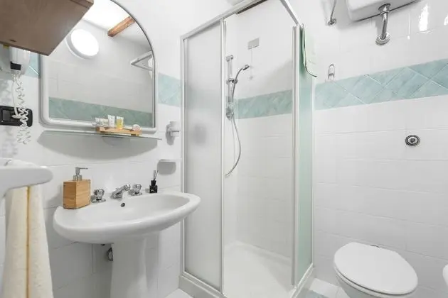 Üç Kişilik Oda, 1 Yatak Odası, Buzdolabı, Dağ Manzaralı