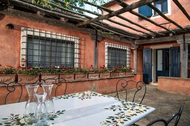 Villa, Sigara İçilebilir