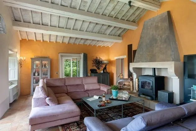 Villa, Sigara İçilebilir