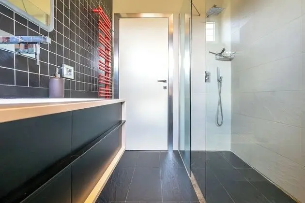 Standard Oda, Özel Banyo, Havuz Manzaralı