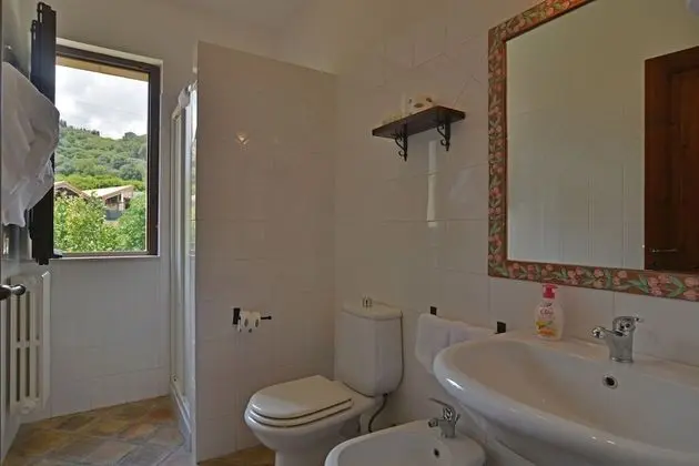 Tek Büyük Yataklı Oda, Balkon, Bahçe Manzaralı