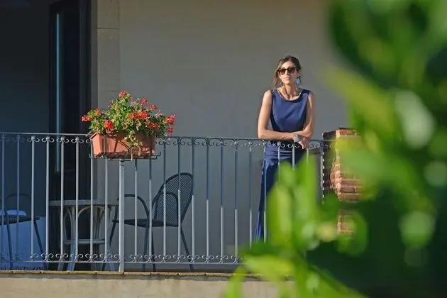 Üç Kişilik Oda, Balkon, Bahçe Manzaralı