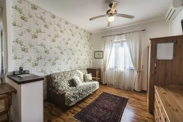 Junior Süit, Sigara İçilmez