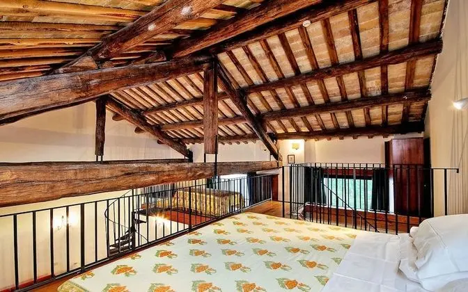 Junior Süit, Bahçe Manzaralı