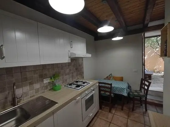 Apart Daire, 2 Yatak Odası, Bahçeli