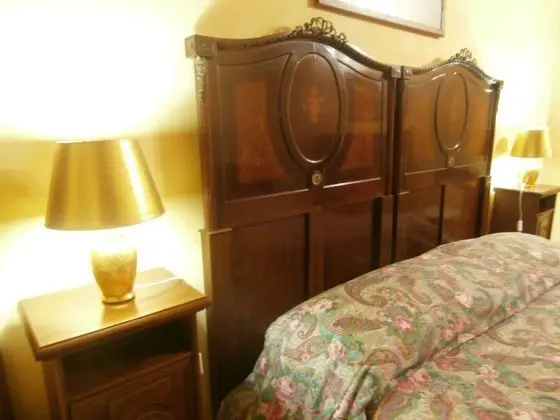 Comfort Tek Büyük Yataklı Oda