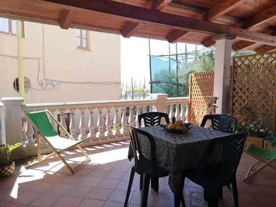 Apart Daire, Deniz Manzaralı (Ersilia)