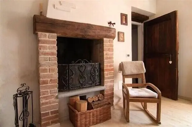 Romantic Tek Büyük Yataklı Oda, Tepe Manzaralı (Camino)