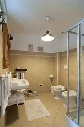 Romantic Tek Büyük Yataklı Oda, Tepe Manzaralı (Camino)