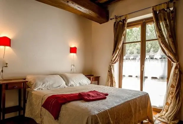 Apart Daire, 2 Yatak Odası (Casale Pino trilo 4+2)