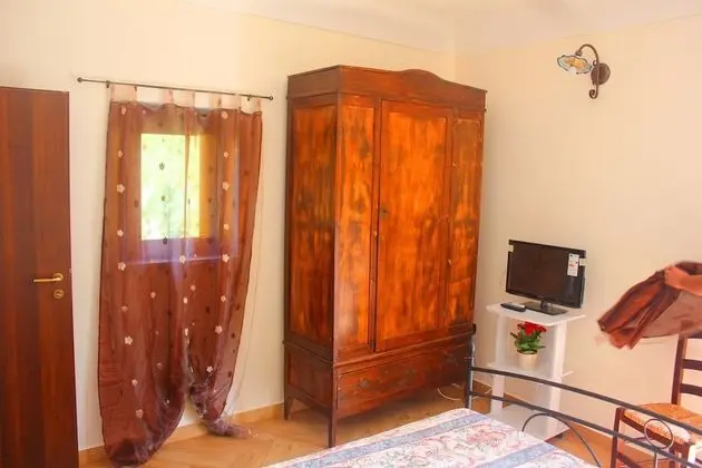 Tek Büyük Yataklı Oda, Bahçe Manzaralı