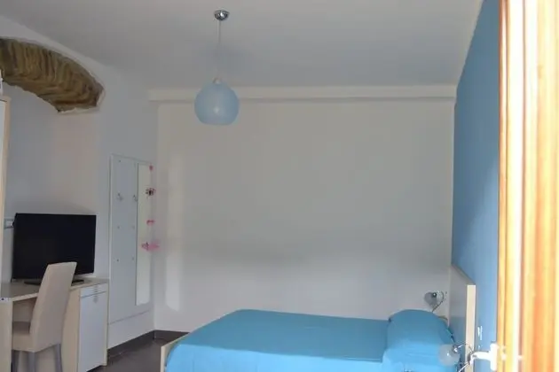 Classic Tek Büyük Yataklı Oda