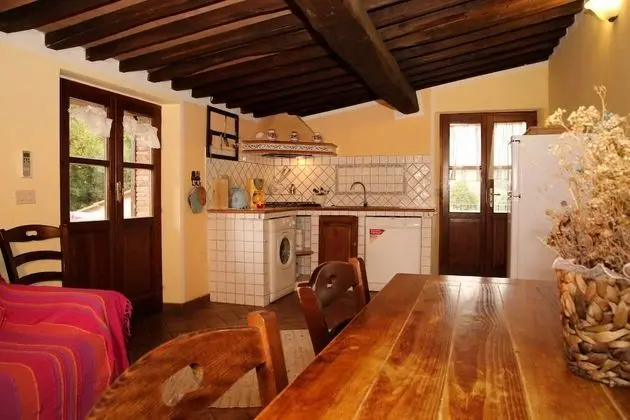 Comfort Apart Daire, 2 Yatak Odası, Mutfak, Bahçe Manzaralı