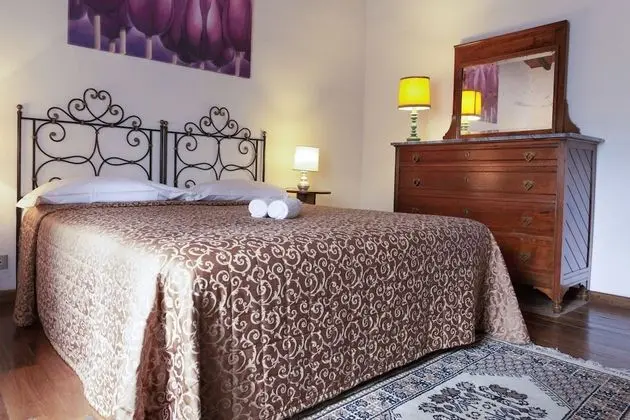 Family Süit, Ek Bina