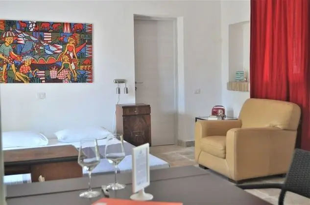 Stüdyo, Bahçe Manzaralı