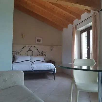 Romantic Tek Büyük Yataklı Oda