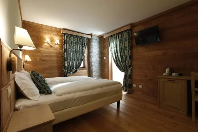 Deluxe Tek Büyük veya İki Ayrı Yataklı Oda