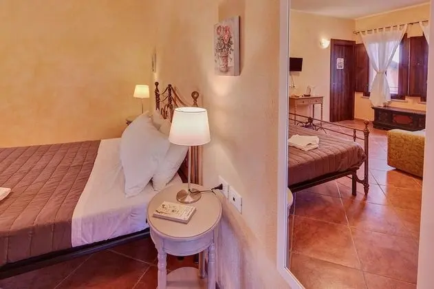 Tek Büyük Yataklı Oda (with extra bed)