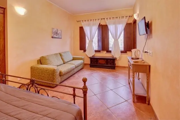 Tek Büyük Yataklı Oda (with extra bed)