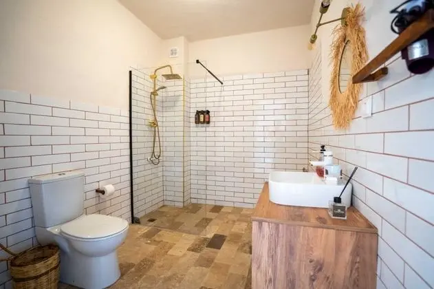 Comfort Oda, Kısmi Deniz Manzaralı, Büyük Yataklı