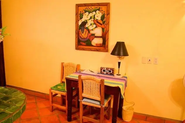 Classic Studio/ Girasol