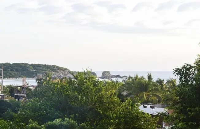 Luxury Studio, Ocean View/ Cocos